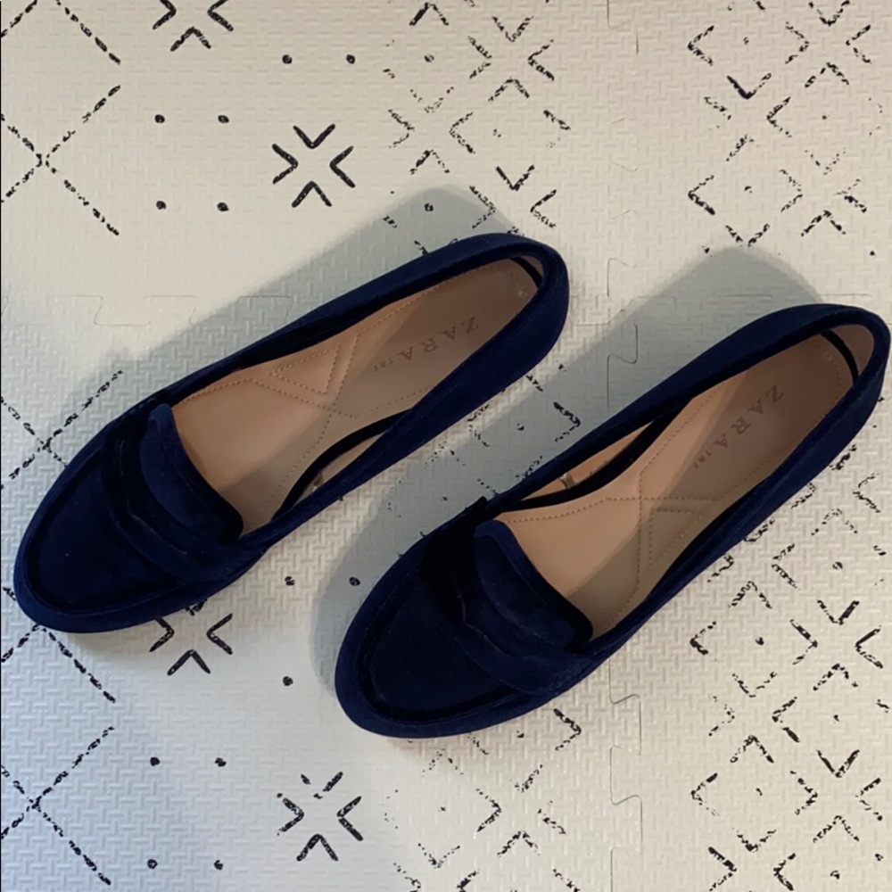 ZARA BLUE VELVET LOAFERS 39(9) $30(they run small)